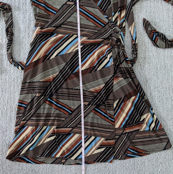 🔥Veronica M Wrap Dress🔥 - Picture 7 of 9